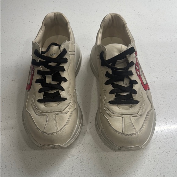 Gucci Rhyton chunky sneaker - Picture 2 of 6
